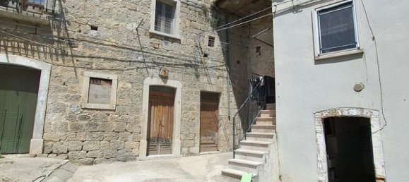 2 bedrooms House in Lupara, Italy No. 318991 2