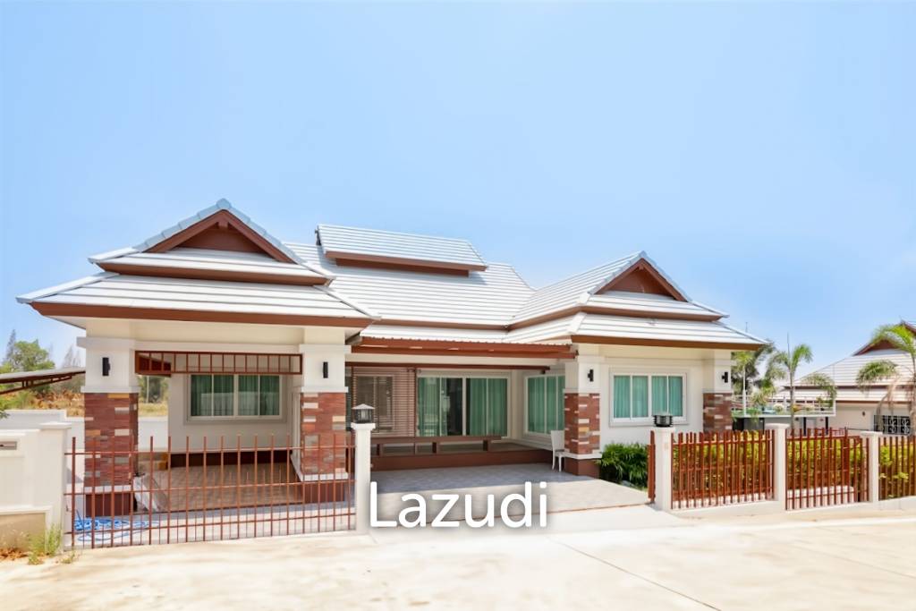 Villa de 3 dormitorios en Hua Hin, Thailand No. 26675