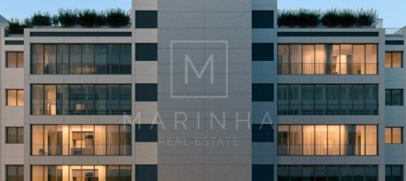 3 bedrooms Apartment in Lisbon, Portugal No. 30986 2