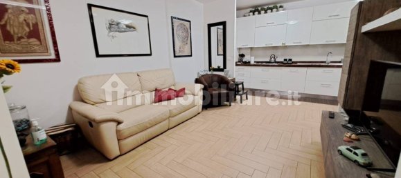 2 bedrooms Apartment in Rome, Italy No. 357503 9
