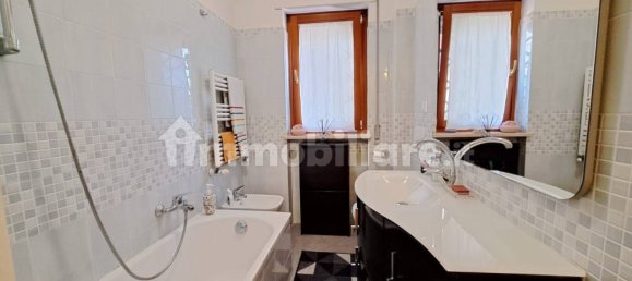 2 bedrooms Apartment in Rome, Italy No. 357503 17