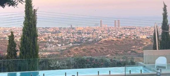 Villa de 5 dormitorios en Mesa Geitonia, Cyprus No. 16329 7