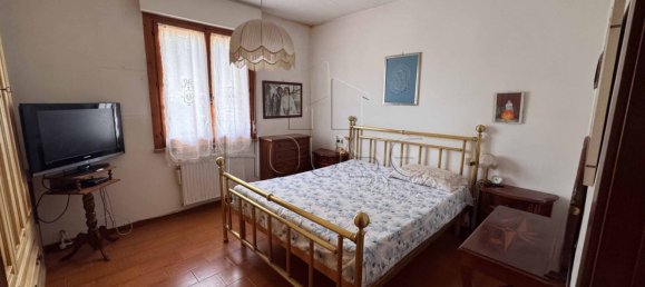 4 rooms Apartment in Città di Castello, Italy No. 264405 7