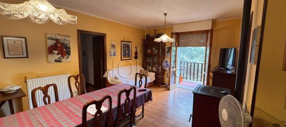 4 rooms Apartment in Città di Castello, Italy No. 264405 14