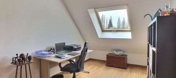 5 bedrooms House in Bullion, France No. 183202 5