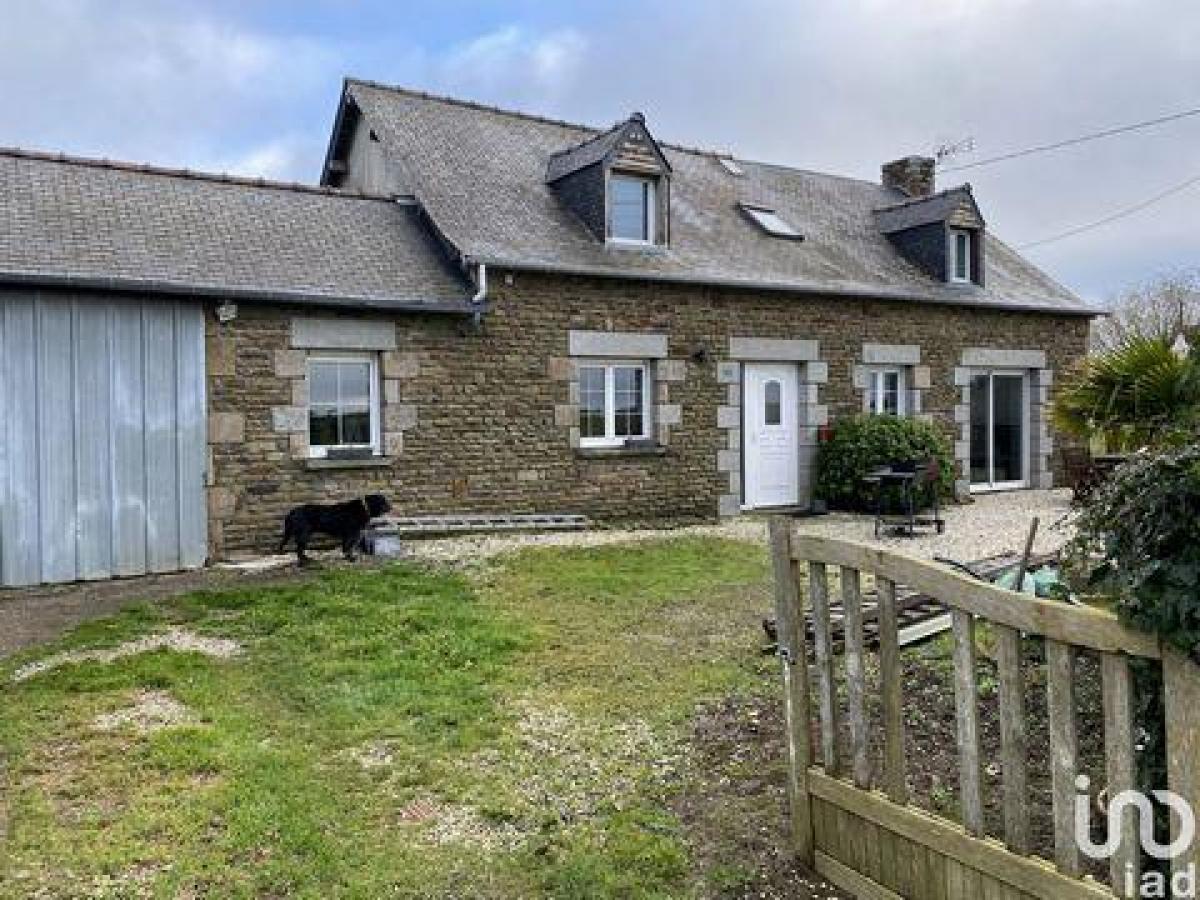 Casa de 4 dormitorios en Saint-Jean-le-Thomas, France No. 26483