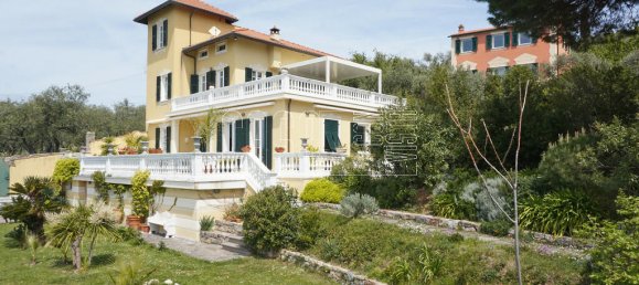 6 bedrooms Villa in Lerici, Italy No. 140518 22