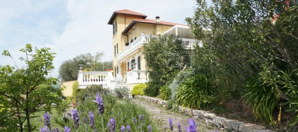 6 bedrooms Villa in Lerici, Italy No. 140518 4