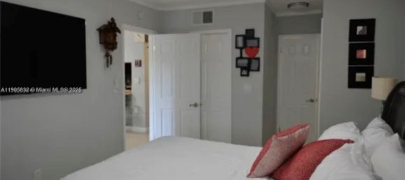 1 dormitorio propiedad comercial en venta en Miami, Miami-Dade, Florida, USA № 614843 8