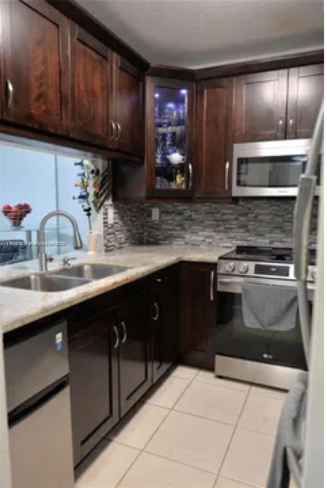 1 dormitorio propiedad comercial en venta en Miami, Miami-Dade, Florida, USA № 614843