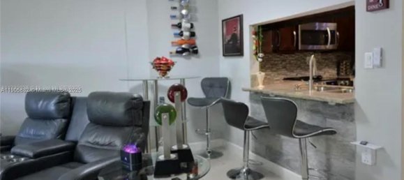 1 dormitorio propiedad comercial en venta en Miami, Miami-Dade, Florida, USA № 614843 5