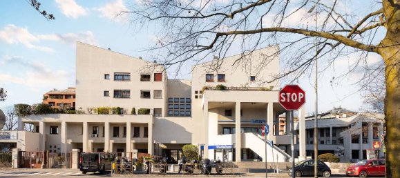 Пентхаус с 8 комнатами в Монца, Италия № 66096 30