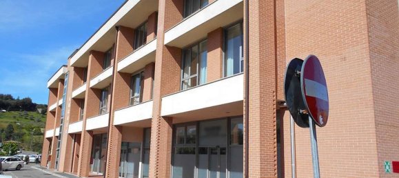 574m² Commercial property in Siena, Italy No. 49705 16