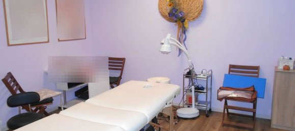 574m² Commercial property in Siena, Italy No. 49705 4