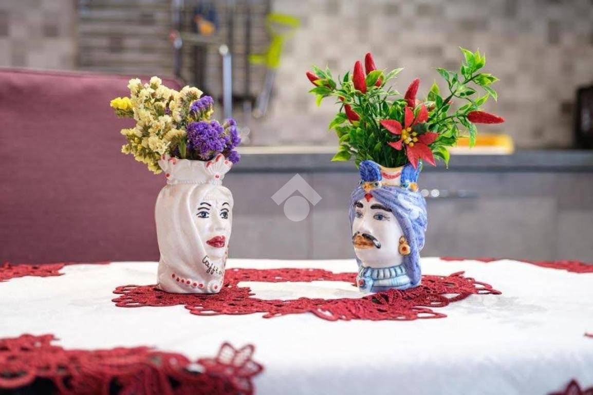 4 غرف نوم شقة في Pace del Mela, Italy رقم 48994