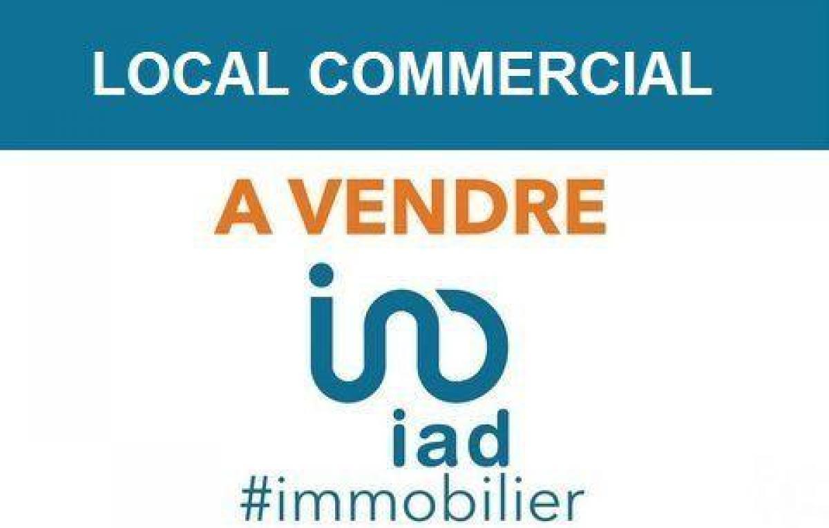 46m² Office in Coutances, France No. 20145