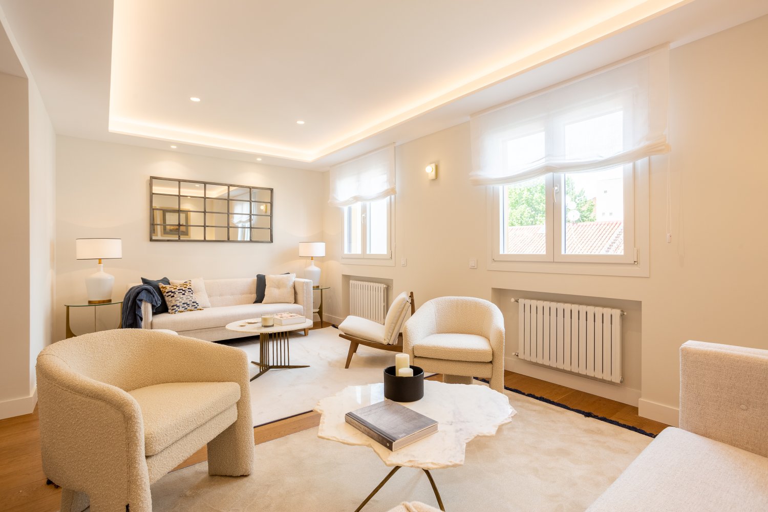 2 bedrooms Apartment in Madrid, Spain No. 27219