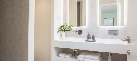 2 bedrooms Apartment in Madrid, Spain No. 27219 11