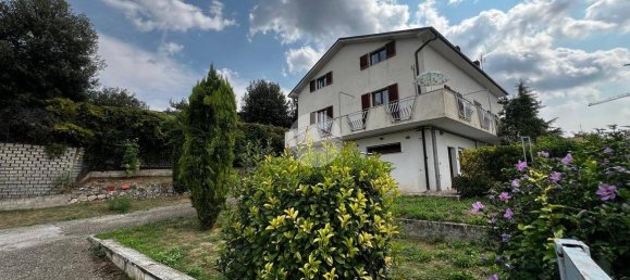 8 chambres Villa à Poggio Picenze, Italy No. 348524 9