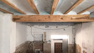  عقار تجاري في Valencia, Spain 93متر مربع رقم 134382