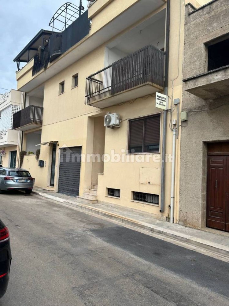 40m² Garage in Mesagne, Italy No. 339546