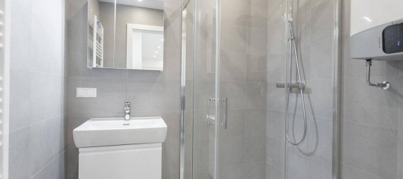 3 rooms Apartment in Hernals, Austria No. 206995 11