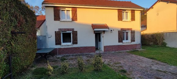 2 bedrooms House in Saint-Parres-aux-Tertres, France No. 159266 4