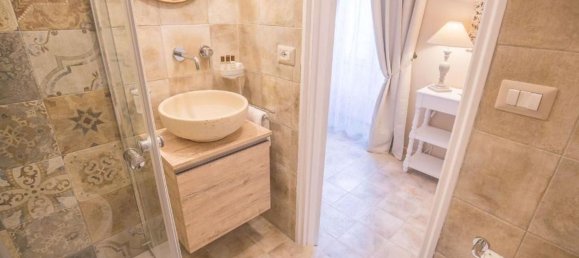 Studio in Syracuse, Italy No. 276053 2