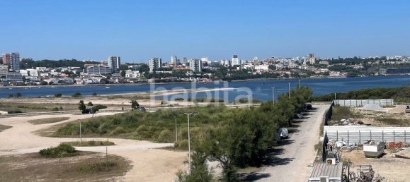 Квартира с 3 спальнями в Вила Нова ди Гая, Португалия № 110719 25