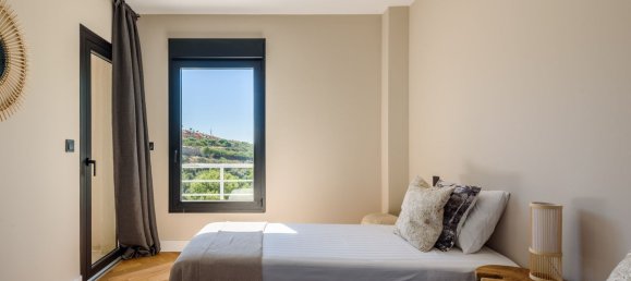 7 bedrooms Villa in Marbella, Spain No. 33838 8