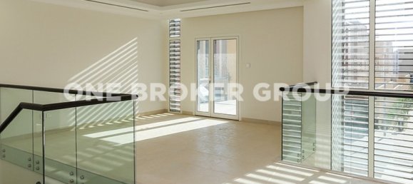 4 Schlafzimmer Villa in Al Barsha, UAE, Nr. 1562 4