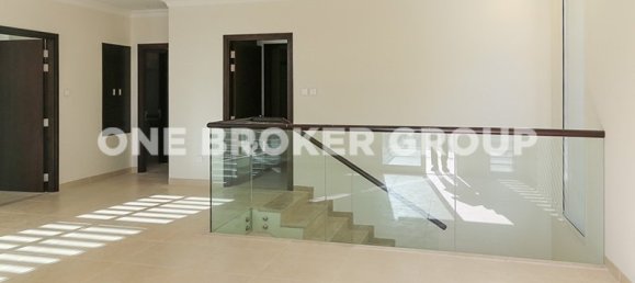 4 Schlafzimmer Villa in Al Barsha, UAE, Nr. 1562 3