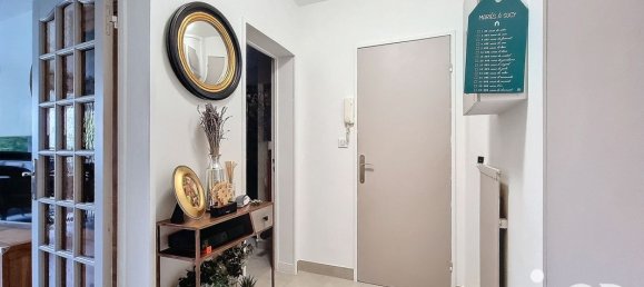 Apartamento de 3 dormitorios en Sucy-en-Brie, France No. 173435 6