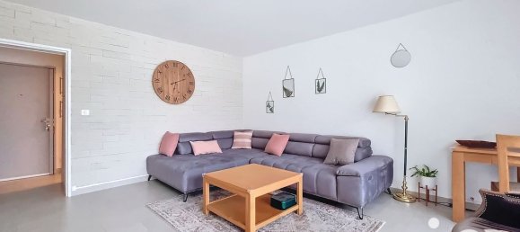 Apartamento de 3 dormitorios en Sucy-en-Brie, France No. 173435 7