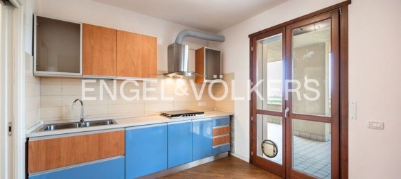 4 rooms Penthouse in Bergamo, Italy No. 109133 7
