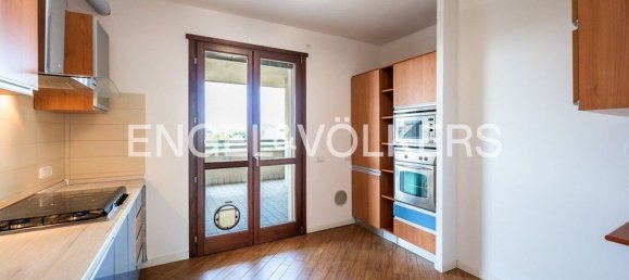 4 rooms Penthouse in Bergamo, Italy No. 109133 8