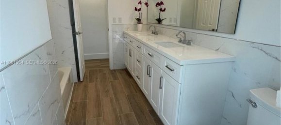 3 dormitorios villa en alquiler en Miami, Miami-Dade, Florida, USA № 615324 16