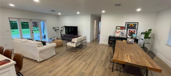 3 dormitorios villa en alquiler en Miami, Miami-Dade, Florida, USA № 615324 25
