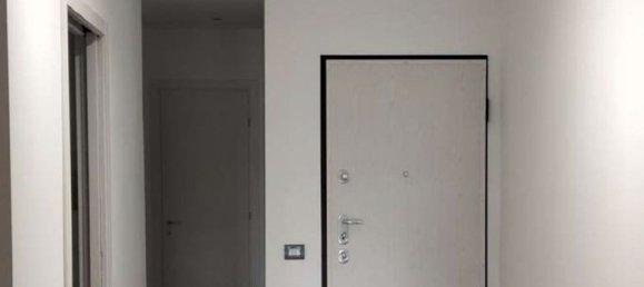 Квартира с 5 комнатами в Бергамо, Италия № 3443 8