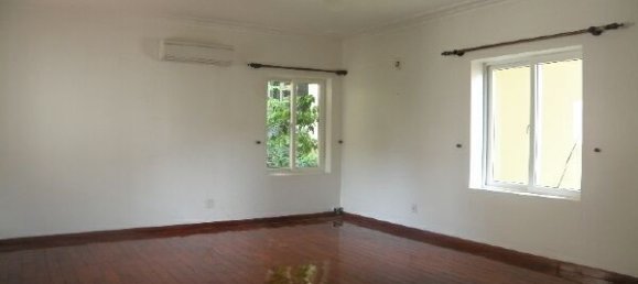 5 bedrooms Villa in Tay Ho, Vietnam No. 5725 8