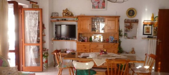 5 rooms Apartment in Rotonda, Italy No. 111424 3