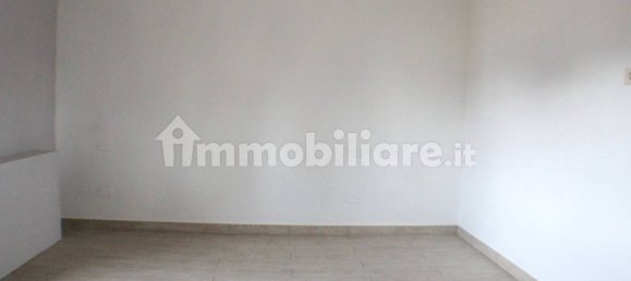 Apartamento de 2 dormitorios en Capannori, Italy No. 147149 18