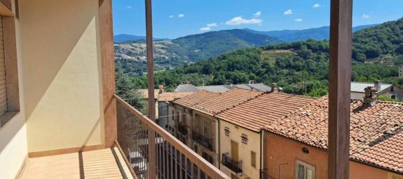 6 rooms Apartment in Figline Vegliaturo, Italy No. 20798 4