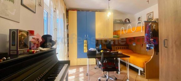 2 bedrooms Apartment in Pozzuoli, Italy No. 102656 8