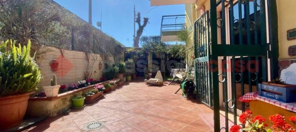 2 bedrooms Apartment in Pozzuoli, Italy No. 102656 12