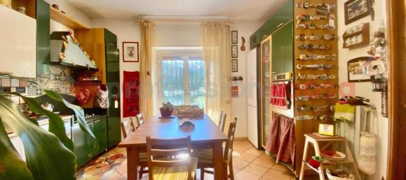 2 bedrooms Apartment in Pozzuoli, Italy No. 102656 5