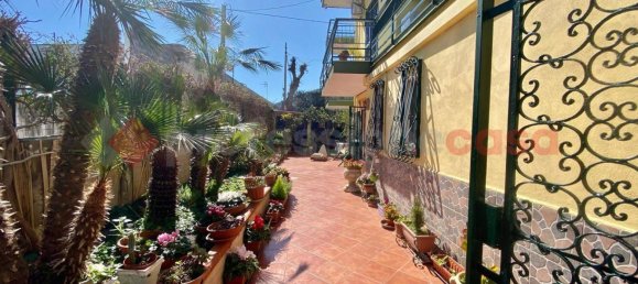 2 bedrooms Apartment in Pozzuoli, Italy No. 102656 11