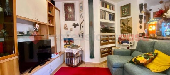 2 bedrooms Apartment in Pozzuoli, Italy No. 102656 3