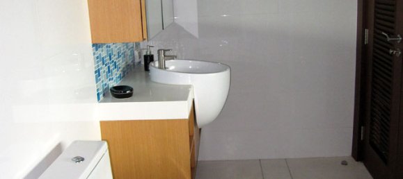 2 bedrooms Condo in Pattaya, Thailand No. 1298 13