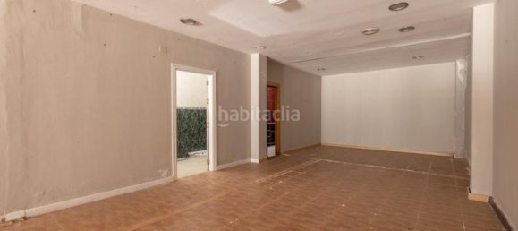 156m² Commercial property in Armilla, Spain No. 180723 7